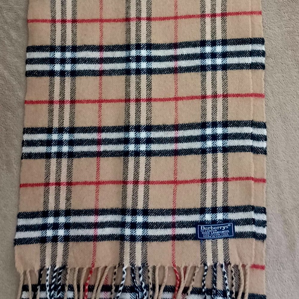 Vintage Burberry Nova Check Scarf Muffler 100% Lambswool (59 x 12)